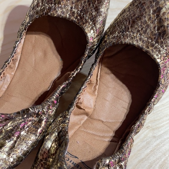 Lucky Brand flats - Picture 2 of 10